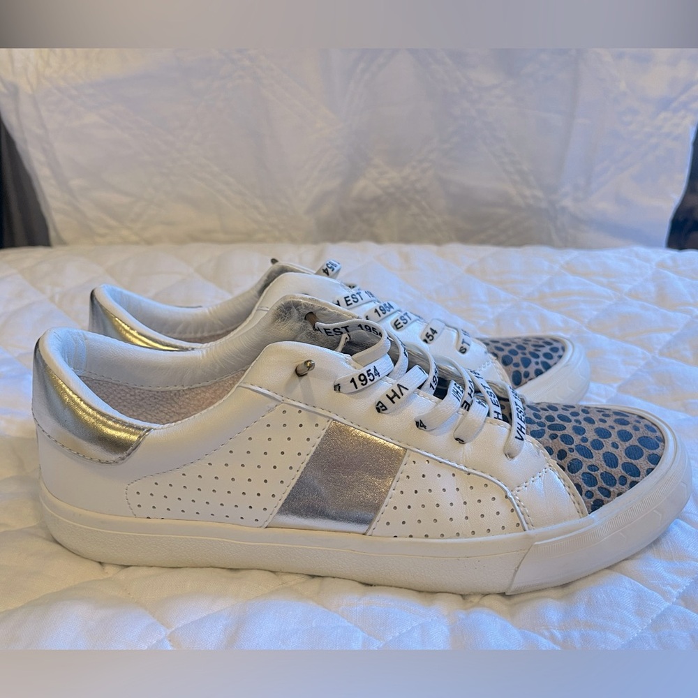 Vintage Havana Trainers Leopard Print  Sz 10 fit like a Sz 9